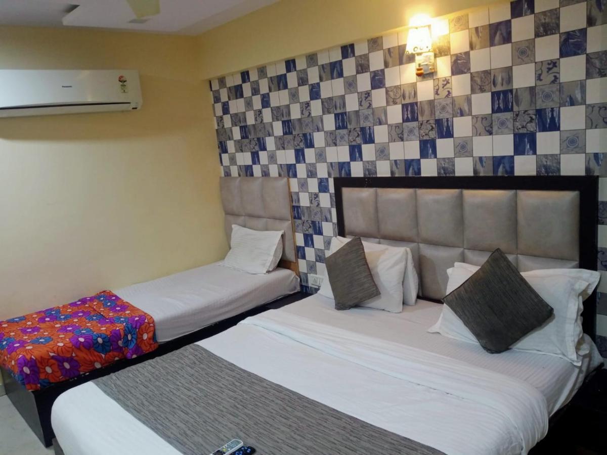 Hotel Dream Inn Ahmedabad Exterior photo